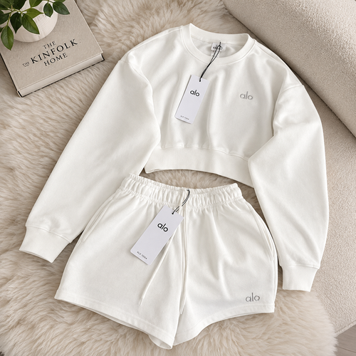 Chic & cozy