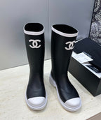 Glam in the rain