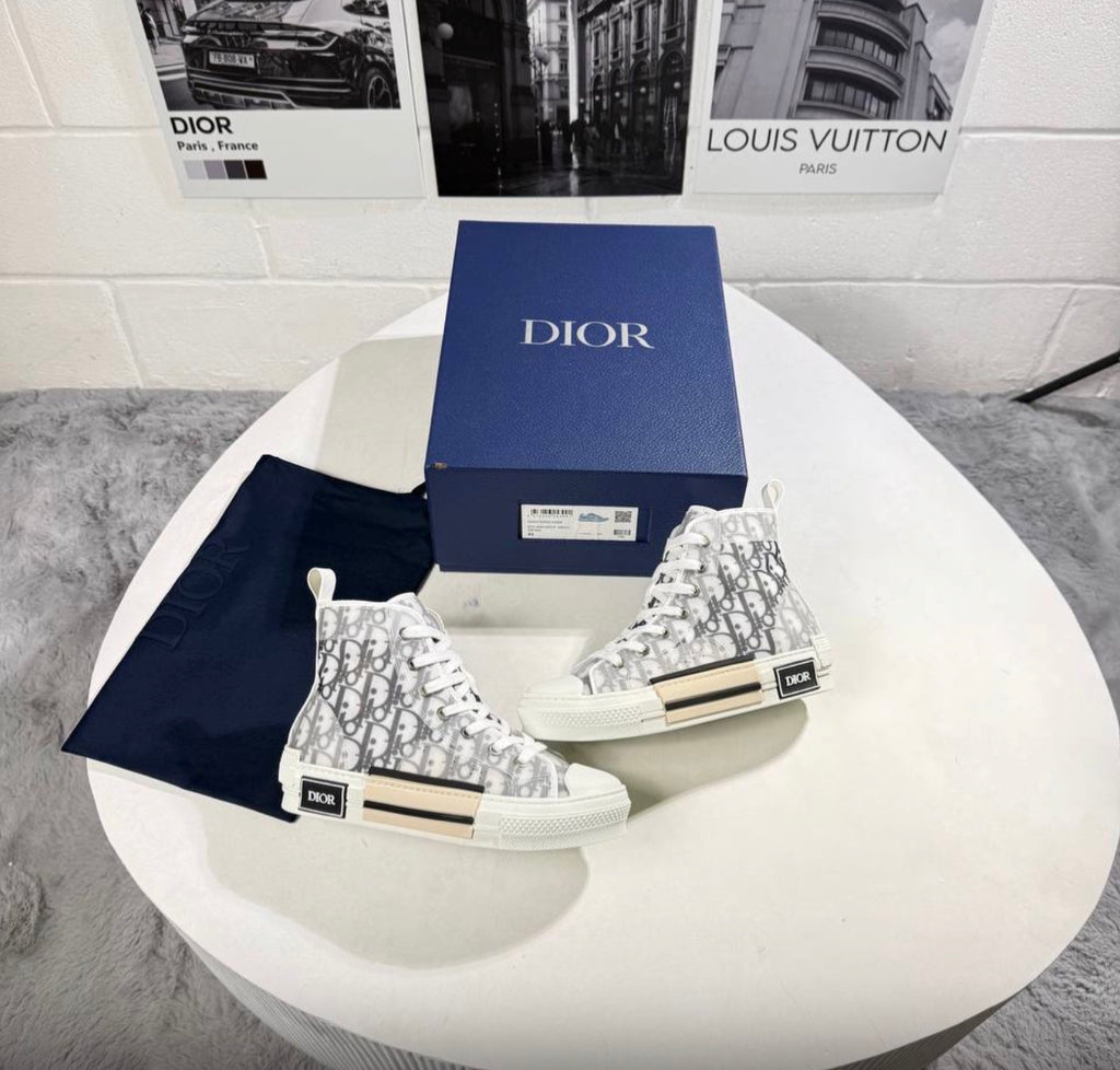 The signature pair