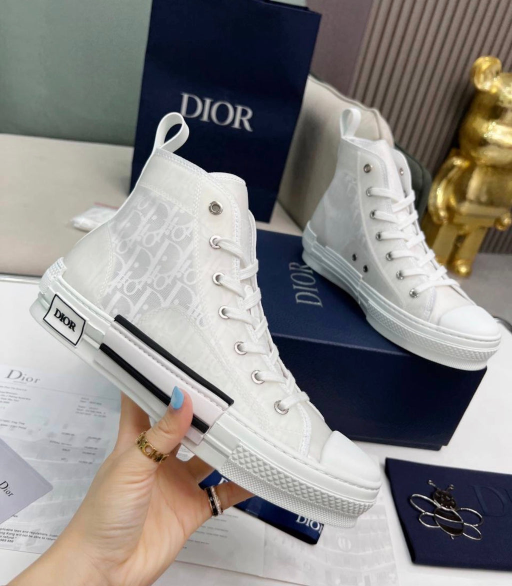 The signature pair